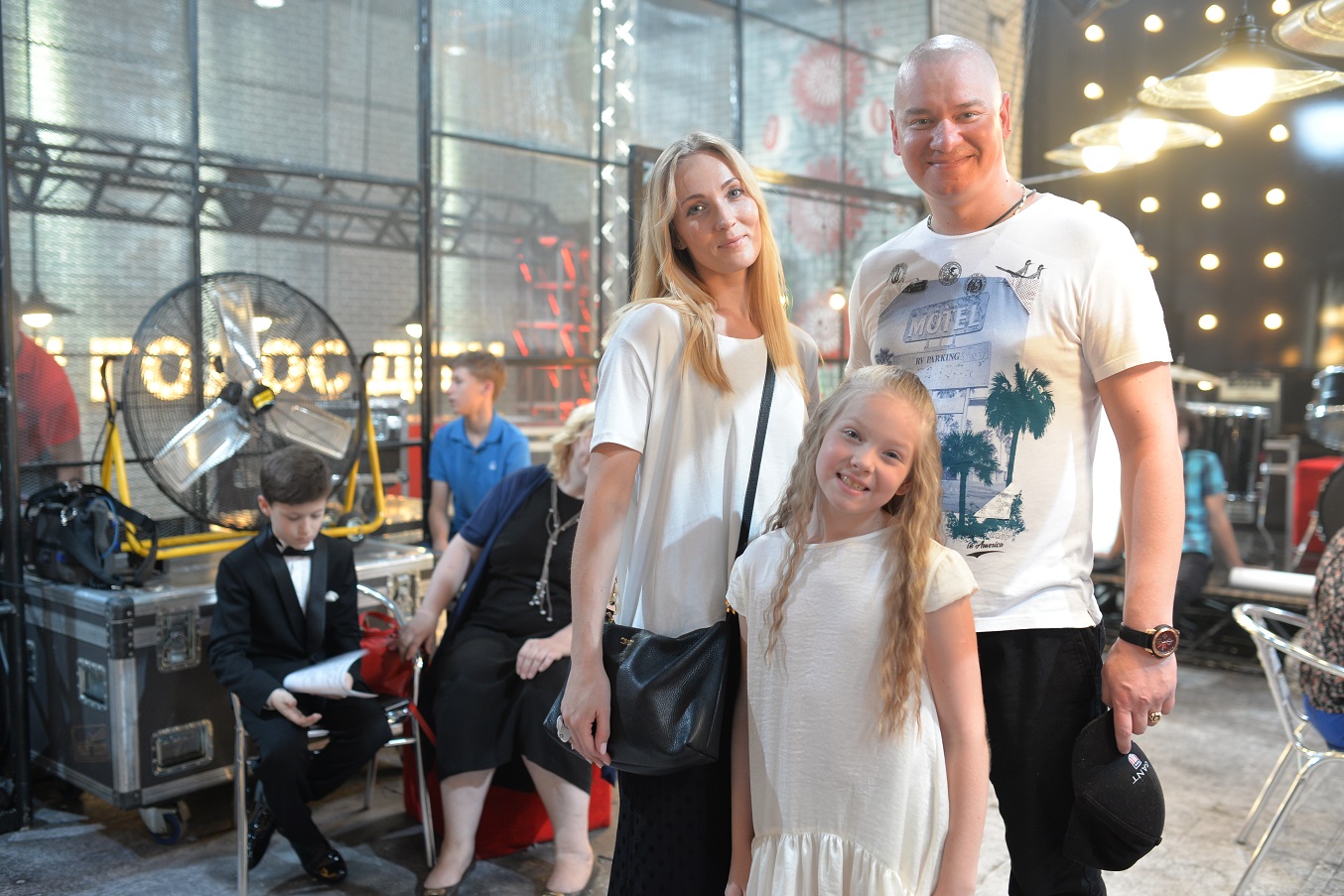 Актер &quot;Квартала 95&quot; Евгений Кошевой и его жена показали красавицу-дочь